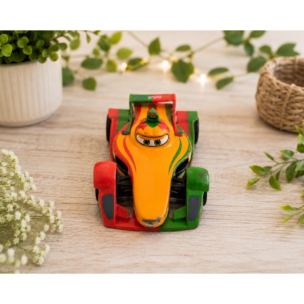 Disney Pixar Cars Rip Clutchgoneski WGP World Grand Prix Race‎ Car Vehicle